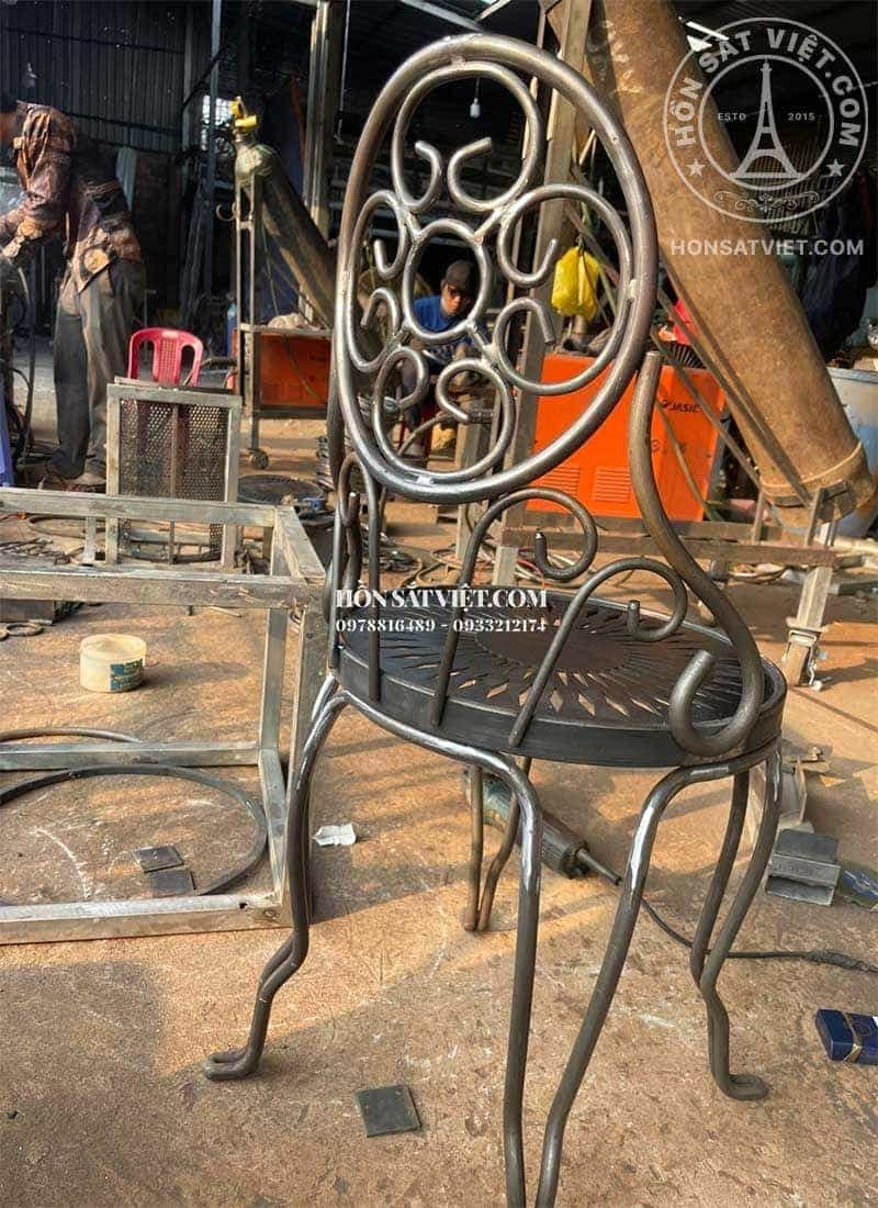 Sản phẩm trong giai đoạn sản xuất tại xưởng Sản phẩm trong giai đoạn sản xuất tại xưởng