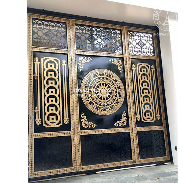 Cửa cổng sắt mỹ thuật CS008 sang trọng