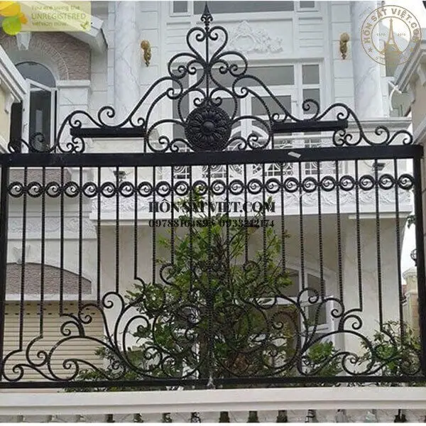 Hàng rào sắt HRS011 sang trọng Hàng rào sắt HRS011 sang trọng