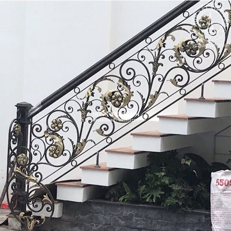 Lan can cầu thang thiết kế riêng
