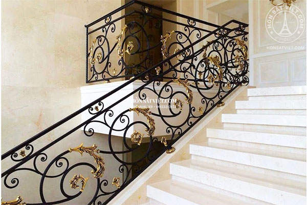Lan can sắt nghệ thuật phong cách châu Âu Lan can sắt nghệ thuật phong cách châu Âu