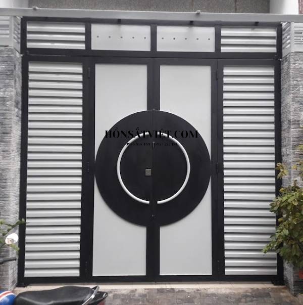 Cửa sắt đẹp cho nhà cấp 4. Cửa sắt đẹp cho nhà cấp 4.