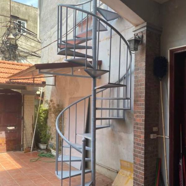 Cầu Thang Xoắn SS1229 Thông Tầng - Kết Nối Không Gian Hoàn Hảo Cầu Thang Xoắn SS1229 Thông Tầng - Kết Nối Không Gian Hoàn Hảo