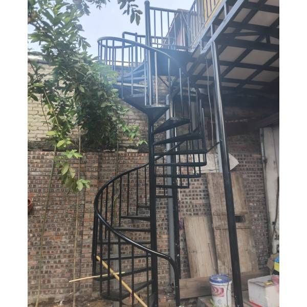 Cầu Thang Xoắn SS127 Sân Vườn - Tinh Tế và Hiện Đại Cầu Thang Xoắn SS127 Sân Vườn - Tinh Tế và Hiện Đại