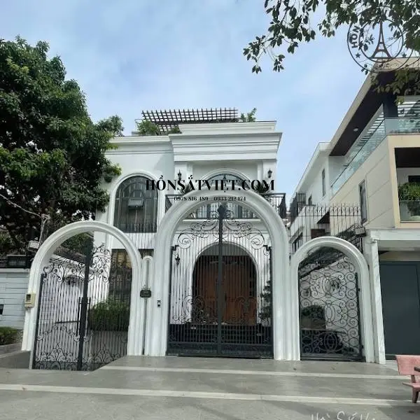 Cổng Nhà Hiện Đại MG5323 Hoa Văn Nghệ Thuật Cổng Nhà Hiện Đại MG5323 Hoa Văn Nghệ Thuật