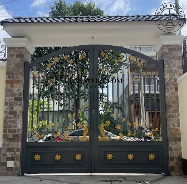 Cổng sắt mỹ thuật ARG2506 kiểu dáng đơn giản, phù hợp nhà phố hiện đại Cổng sắt mỹ thuật ARG2506 kiểu dáng đơn giản, phù hợp nhà phố hiện đại