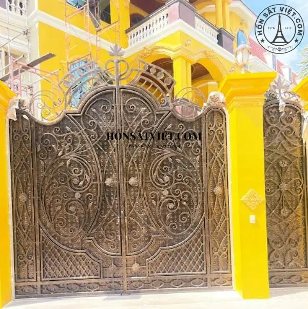 Cổng sắt mỹ thuật ARG2510 hoa văn phong cách cổ điển độc đáo Cổng sắt mỹ thuật ARG2510 hoa văn phong cách cổ điển độc đáo