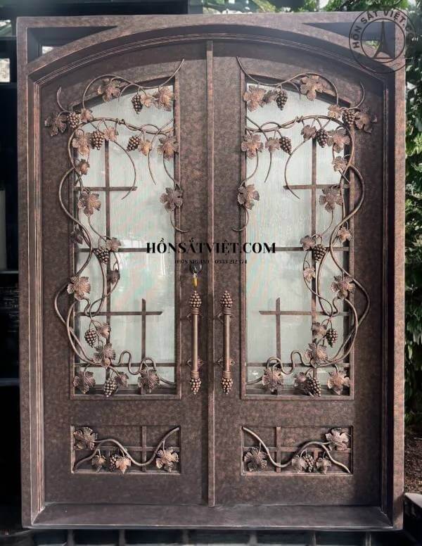 Cửa Sắt 2 Cánh TD2134 Sơn Màu Vàng Đồng - Vẻ Đẹp Tự Nhiên Và Bền Bỉ Cửa Sắt 2 Cánh TD2134 Sơn Màu Vàng Đồng - Vẻ Đẹp Tự Nhiên Và Bền Bỉ