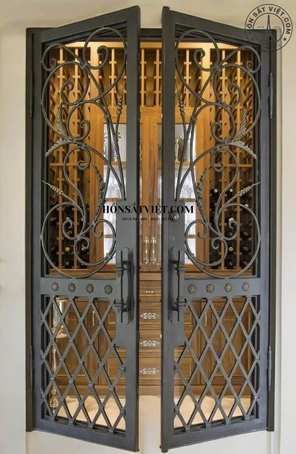 Cửa Sắt 2 Cánh TD2137 Màu Đen - Sang Trọng Và Hiện Đại Cửa Sắt 2 Cánh TD2137 Màu Đen - Sang Trọng Và Hiện Đại
