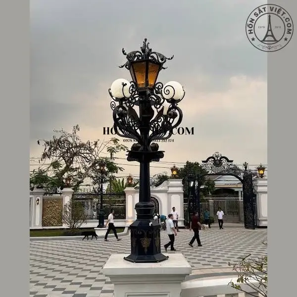 den-tru-cong-gl2028-cao-cap