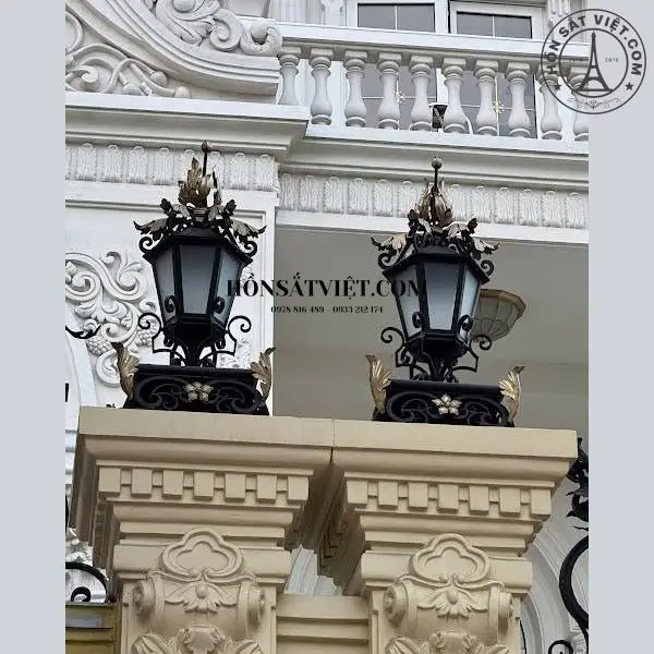 Đèn Trụ Cổng GL2032 Đường Nét Tinh Xảo Và Độc Đáo Đèn Trụ Cổng GL2032 Đường Nét Tinh Xảo Và Độc Đáo