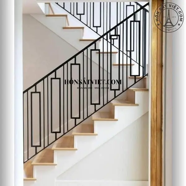 Lan Can Cầu Thang Sắt HR1402 Dạng Thanh Mảnh - Vẻ Đẹp Tối Giản Và Hiện Đại Lan Can Cầu Thang Sắt HR1402 Dạng Thanh Mảnh - Vẻ Đẹp Tối Giản Và Hiện Đại