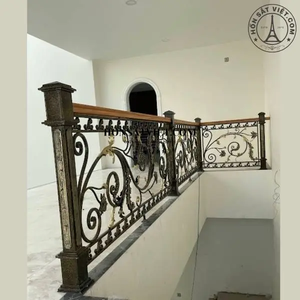 Lan Can Cầu Thang Sắt Nghệ Thuật HD1320LX Cho Biệt Thự - Đẳng Cấp Và Sang Trọng Lan Can Cầu Thang Sắt Nghệ Thuật HD1320LX Cho Biệt Thự - Đẳng Cấp Và Sang Trọng