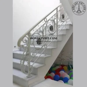 Lan Can Sắt Mỹ Thuật AWR5327 Màu Trắng Mềm Mại Và Thanh Thoát