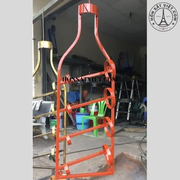 Kệ Để Rượu WS2601 Hình Chai Rượu Gọn Gàng Và Đẹp Kệ Để Rượu WS2601 Hình Chai Rượu Gọn Gàng Và Đẹp