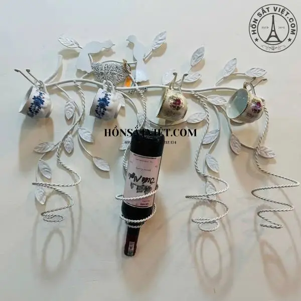 Kệ Để Rượu WS2630 Màu Trắng Hoa Văn Sắc Xảo Kệ Để Rượu WS2630 Màu Trắng Hoa Văn Sắc Xảo