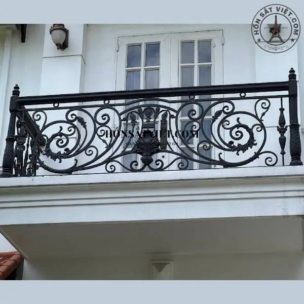 Lan Can Ban Công Sắt BR2804 Nghệ Thuật Trong Từng Chi Tiết Lan Can Ban Công Sắt BR2804 Nghệ Thuật Trong Từng Chi Tiết