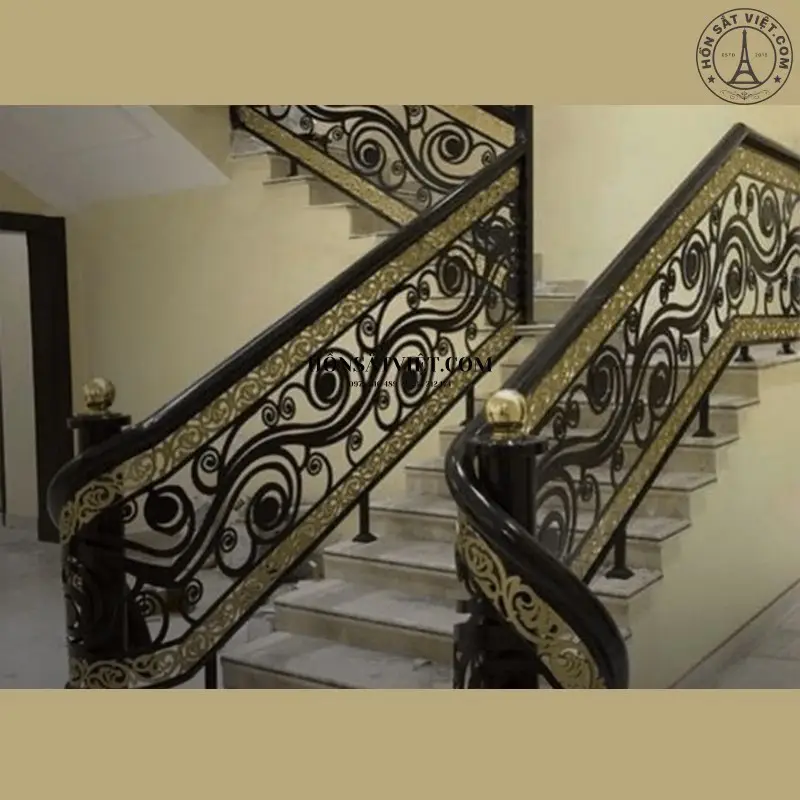 Sự kết hợp hoàn hảo giữa sắt CNC và tay vịn gỗ