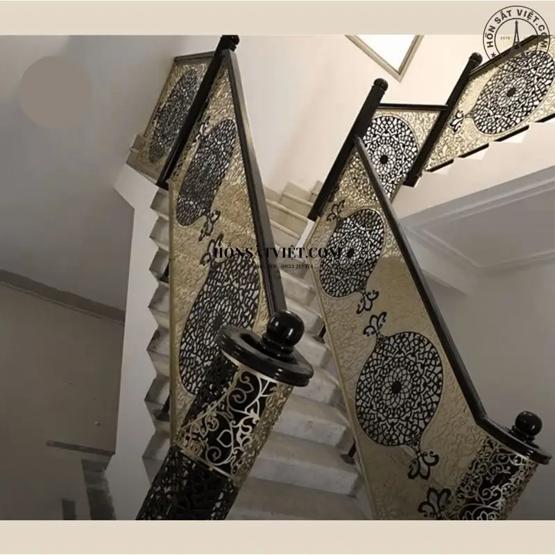 Hoa văn sắc xảo làm nổi bật ngôi nhà Hoa văn sắc xảo làm nổi bật ngôi nhà