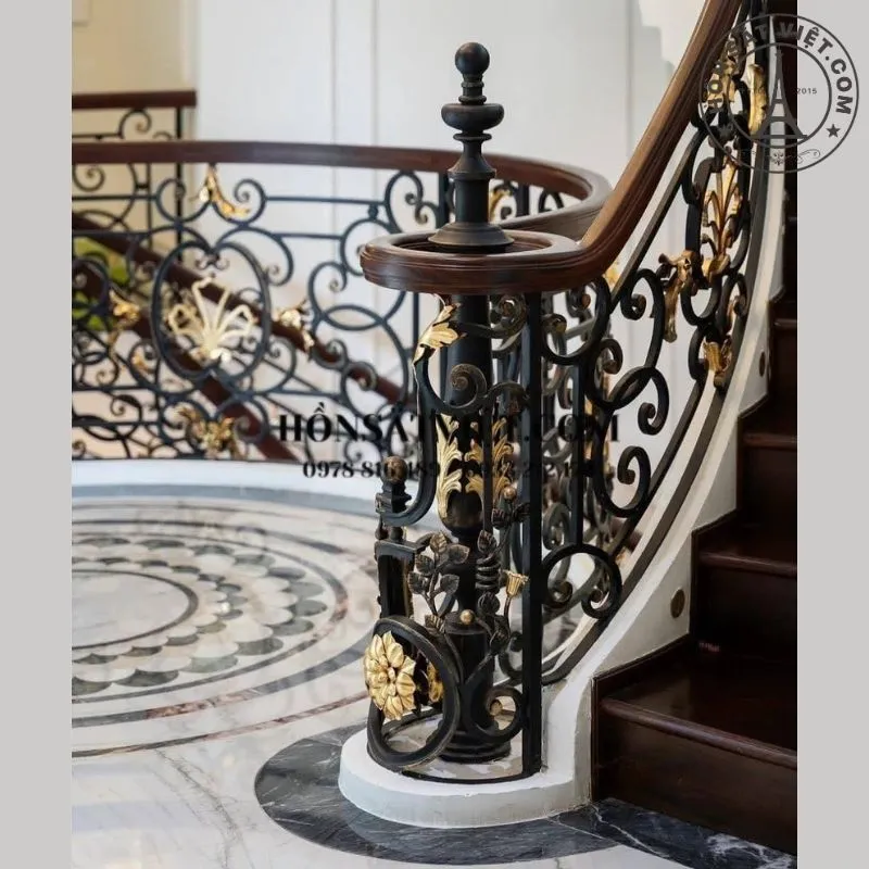 Trụ đề ba cầu thang chịu lực tốt và thẩm mỹ cao