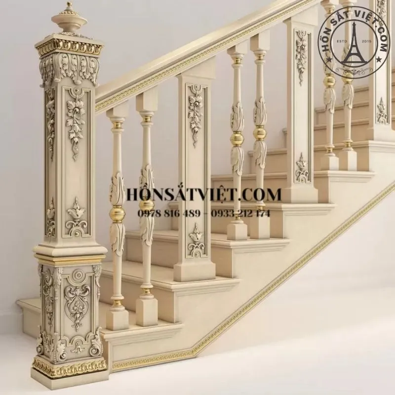 Trụ đề ba cầu thang vuông cân đối, tôn vẻ đẹp không gian