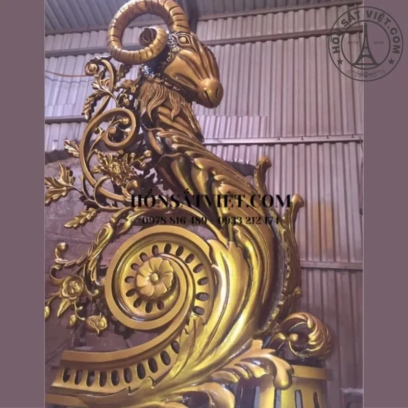 Trụ cầu thang bằng nhôm đúc sang trọng, đẳng cấp