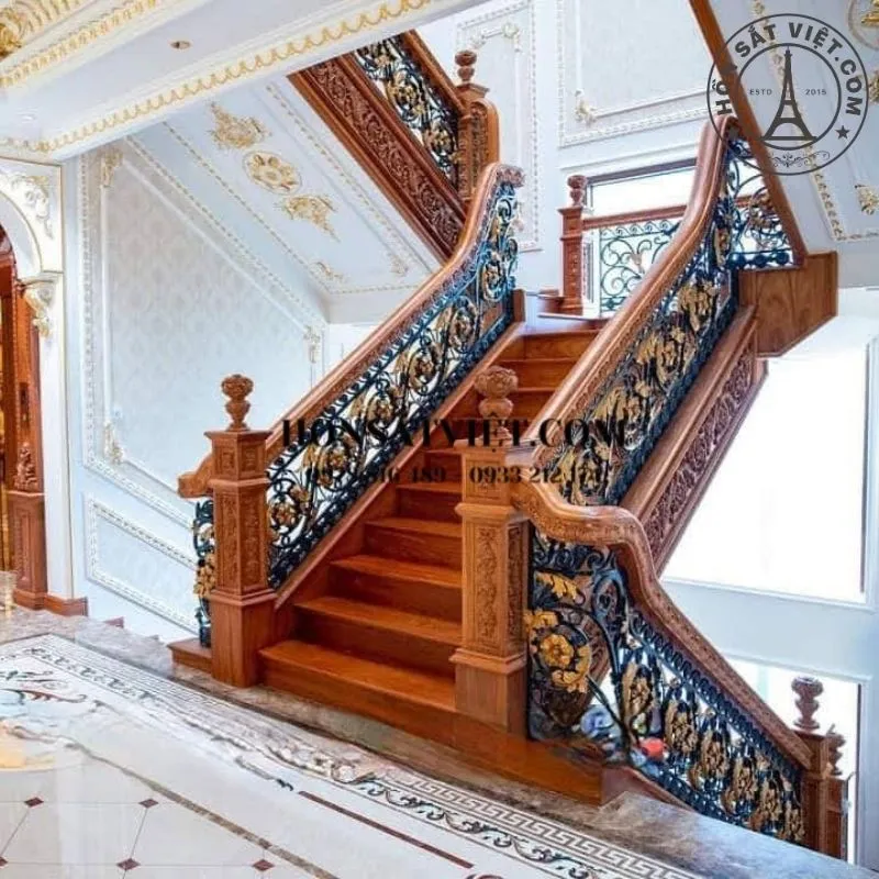 Mẫu trụ chạm khắc tinh xảo phù hợp các căn biệt thự